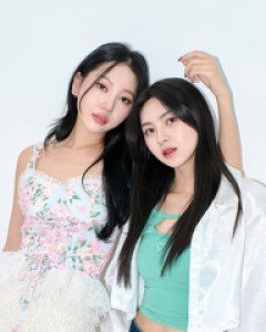 새틴 자수 크롭 셔츠 K2811