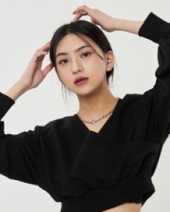 [무료배송] 벌룬 커프스 랩 크롭 맨투맨  B0302