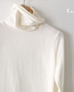 ropilla roll-neck T-shirt