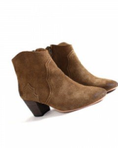 세무가죽의 멋스러운 연출