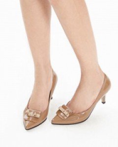 커리어우먼 멋스러움 장식으로 up힐