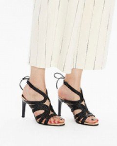 엣지있게 편안하게 퓨전토샌들