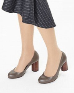 세련된 포인트가 되어줄 펌프스힐