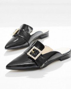 스타일리쉬한 큐빅포인트 슈즈