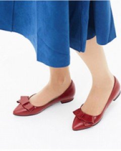 앞코뾰족 리본포인트 플랫