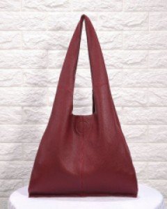 가볍고 부드러운 소가죽 쇼퍼백