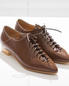 시크한 매니쉬룩 브라운로퍼