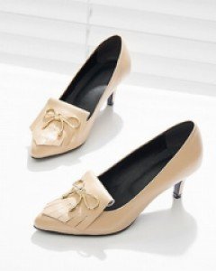 러블리 리본 태슬 장식 펌프스힐