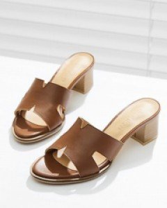 시크하고 세련되게 컷팅레더 슬리퍼