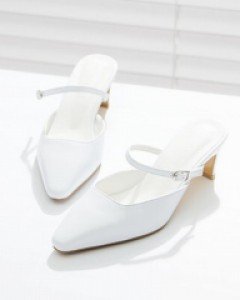 깔끔함 그 자체 퓨어무드 스트랩 슬리퍼