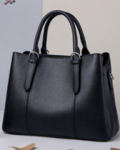 도시적인 세련된 멋을 담은 스타일리쉬토드백