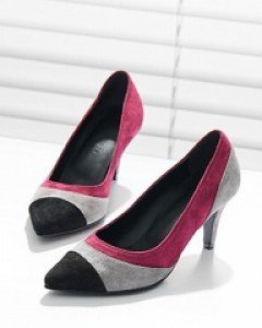 레드와인 방울을 머금은 몽환적, 펌프스힐