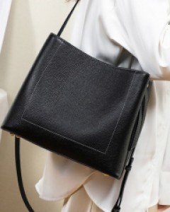 누구라도 하나쯤은 소장하고픈 데일리 토트백