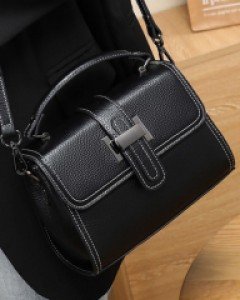 포멀한 멋스럼의 캐쥬얼블랙 크로스백