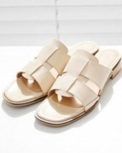 안정감있는 착화감과 트랜디까지