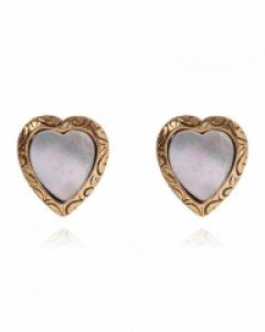 Heart with flat pearl