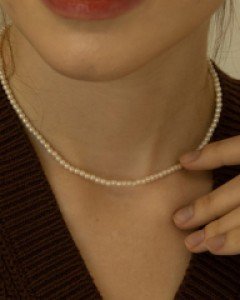Mini Pearl Necklace