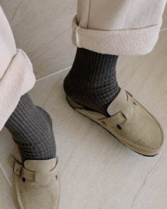 acorn shoes_bt1