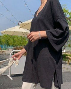 Mirang V neck long short sleeve tee