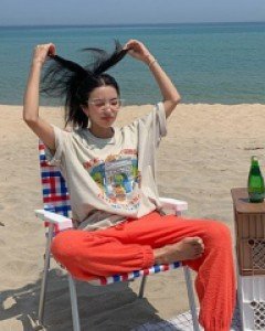 Village Pigment Long Short Sleeve Tee