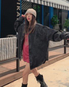 common round denim jacket