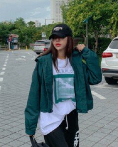 tio crop hooded jumper