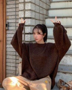 Veil Round Neck Im Wool Knit