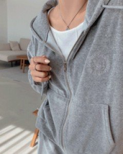 English embroidered velvet hood zip-up