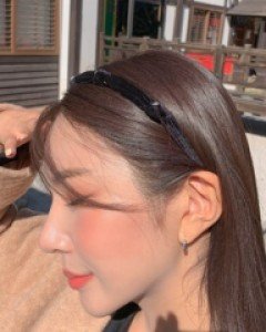 poly velvet pearl headband