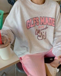 Maid Lettering Boxy Long Man to Man