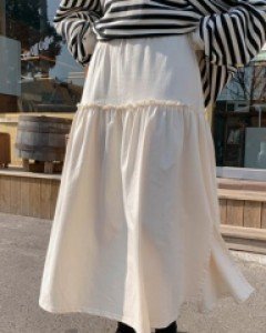 Fine frill banding long skirt