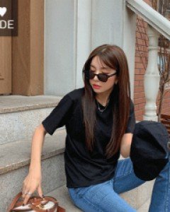 Four Seasons Round Neck Basic Short Sleeve Tee