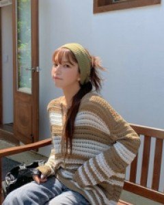 Lion strap knitting knit