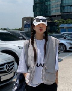 Sate Incision Pocket Nylon Vest