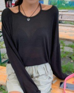 Port Halter Neck T-Shirt