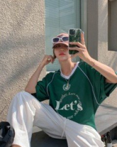 Let's Na Grand V Neck Short Sleeve Tee