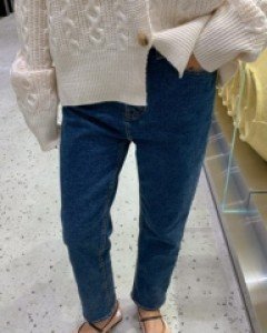 Lead banding semi-boy fit denim pants