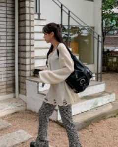 Dog Hope Pleated Boots Cut Pants
