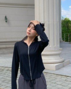 Milky ribbed hooded zip-up