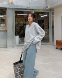 It's Lettering Knit Wide Banding Pants