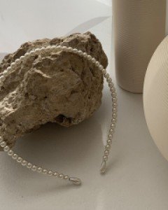 pearl hairband