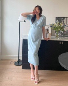Maternity*V-neck Soft Knit Dress