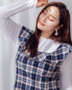 [EVELLET] Beltor Check Ruffle Sleeveless Dress