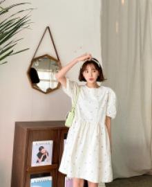 Jurenji Flower Puff Dress