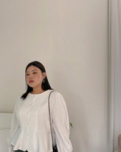 [EVELLET] Pueden Jacquard Peplum Blouse