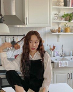 [EVELLET] Qurimi Corduroy Suspender Pants