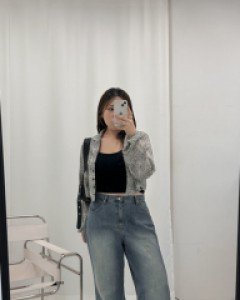 [EVELLET] Gakens Leopard Crop Shirt