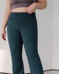 [EVELLET] Rodenmi Flared Leggings