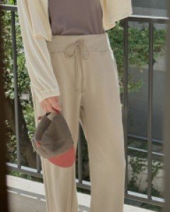 [EVELLET] Zionne Slit Waistband Pants