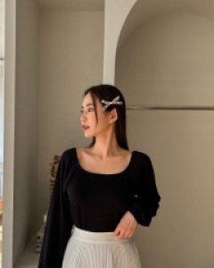 [EVELLET]Rihael Puff Square Neck Tea Blouse